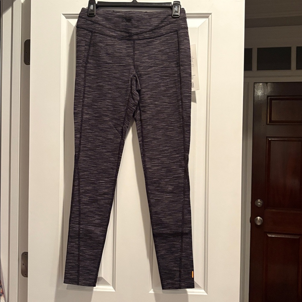 NWT Lucy Hatha Leggings, grey “space dye”, size M